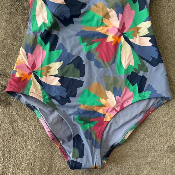 NWT Gap One Piece Swimsuit Women's XS Scoop Neck Modest Blue Floral - Picture 3 of 6